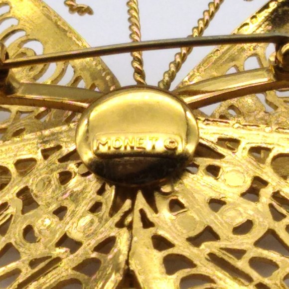 Vintage Monet Filigree Butterfly Brooch, Large Cannetille Statement Pin, Gold - Picture 5 of 6